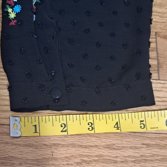 Stitch Fix Exclusive Sweet Grey Eula Black Embroidered Detail Blouse XXL EUC - Picture 14 of 14